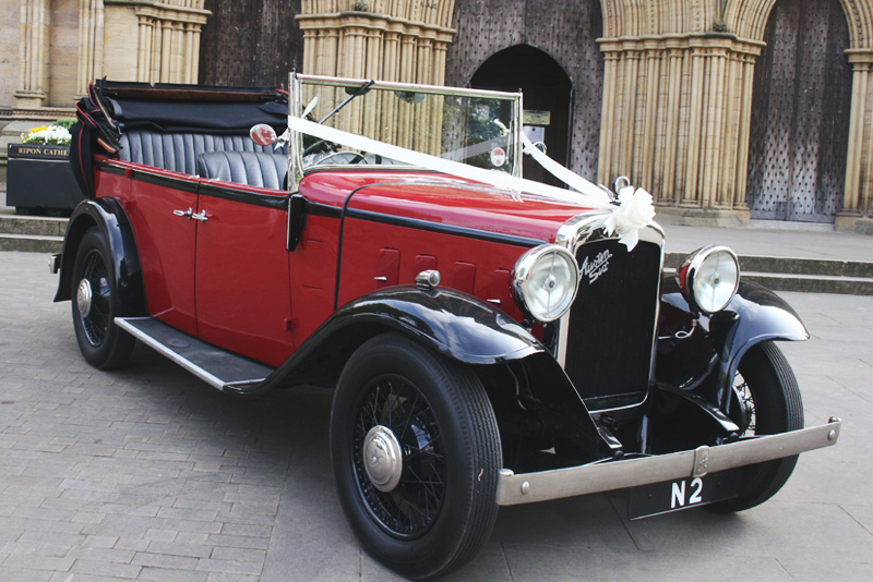 1933 Austin 16 Tourer 4-seater with Black and Wine Coachwork for hire as wedding car